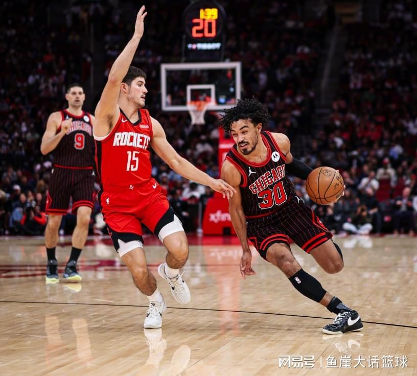 拒爆冷！杜兰特28+10很开心，阿门两人立大功，申京23+11全队第一