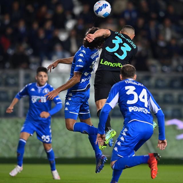 世界杯直播app下载入口-国际米兰完胜反弹，“后点之王”进球+抢险+造争议