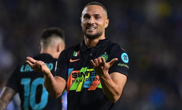 世界杯直播app下载入口-国际米兰完胜反弹，“后点之王”进球+抢险+造争议