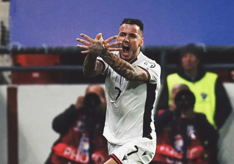 世界杯直播app下载入口-马德鲁加+泽卡归队，二雷玩疯了！浙江买来国米中锋 小绿硬起来了