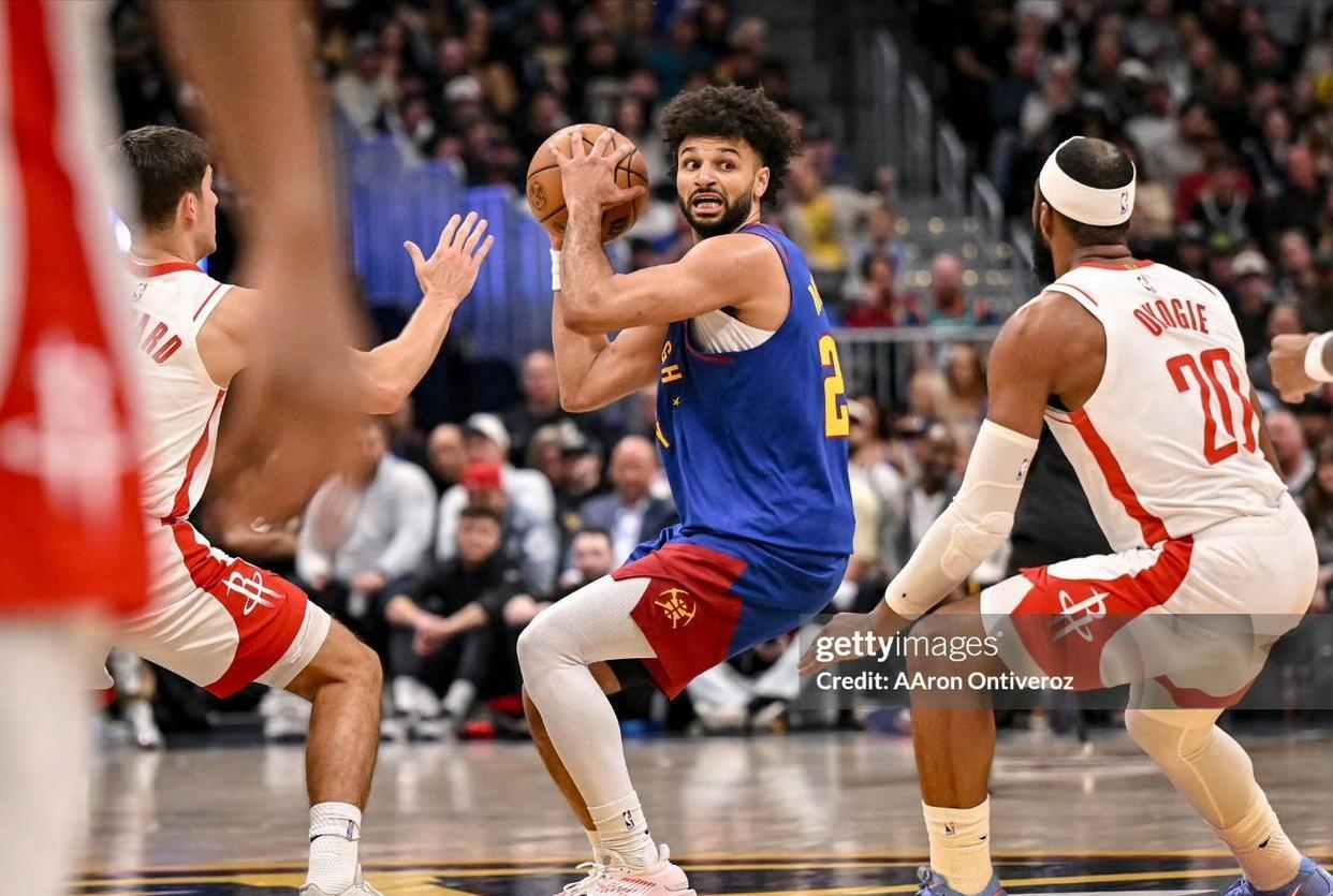 世界杯比赛在线观看app-火箭36分惨败！一场耻辱的失利，杜兰特仅10分，约基奇划水轰三双