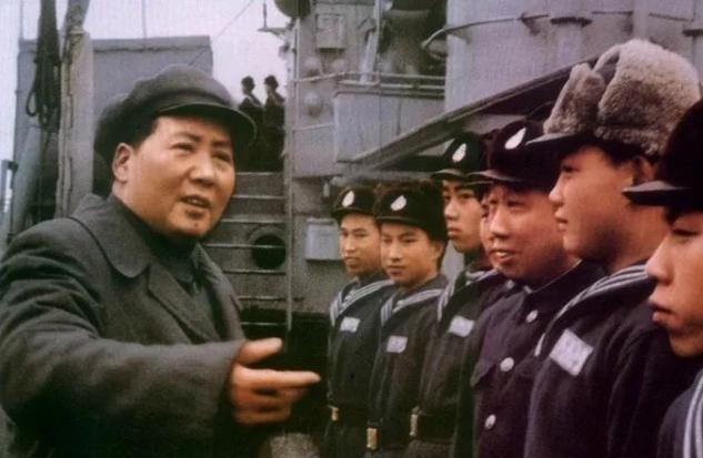 世界杯直播app下载入口-1956年，江青赴苏联治病，向接诊的医生坦言：我和毛泽东同志是政治夫妻