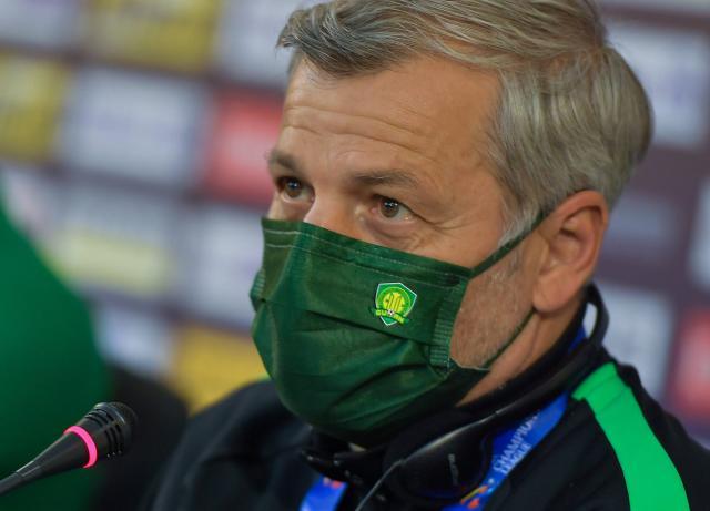 世界杯比赛在线观看app-主席经理老板盛邀热内西奥 前国安主帅将签约雷恩